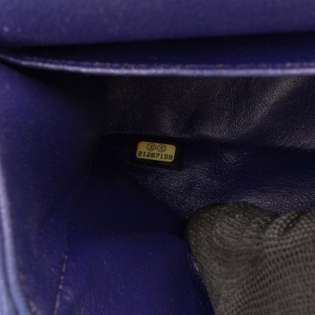 Chanel Medium Classic Chevron Lambskin Double Flap - Detail 1