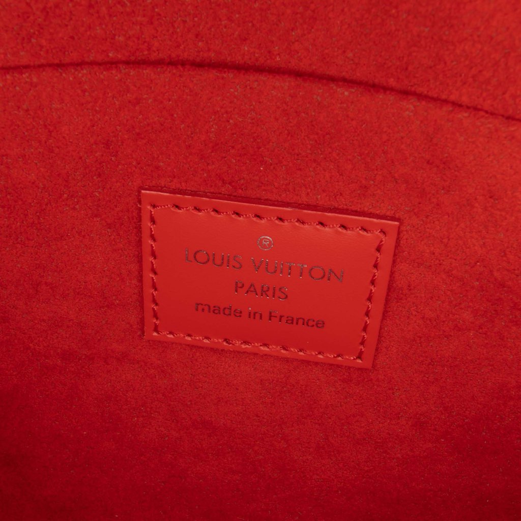 Louis Vuitton Epi Pochette Felicie - Side view