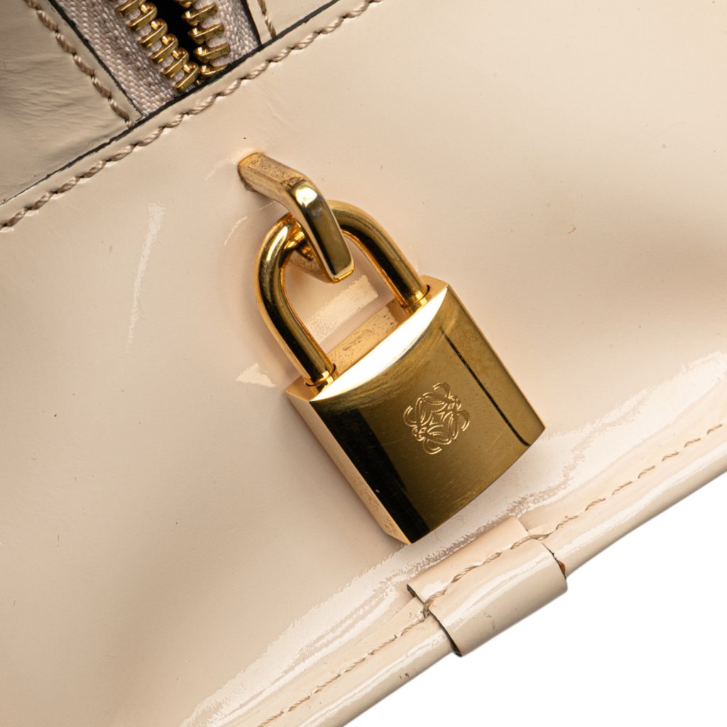 Loewe Patent Amazona 28 Handbag - Image 10