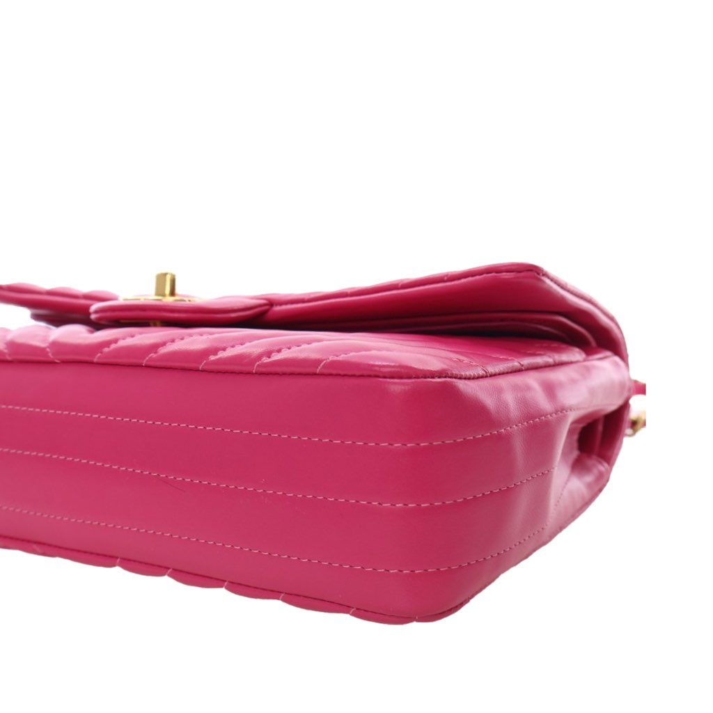 Chanel Medium Classic Chevron Lambskin Double Flap - Image 13