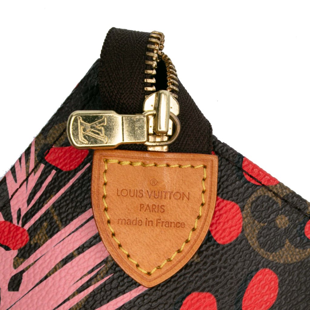 Louis Vuitton Monogram Jungle Dots Toiletry Pouch 26 - Side view