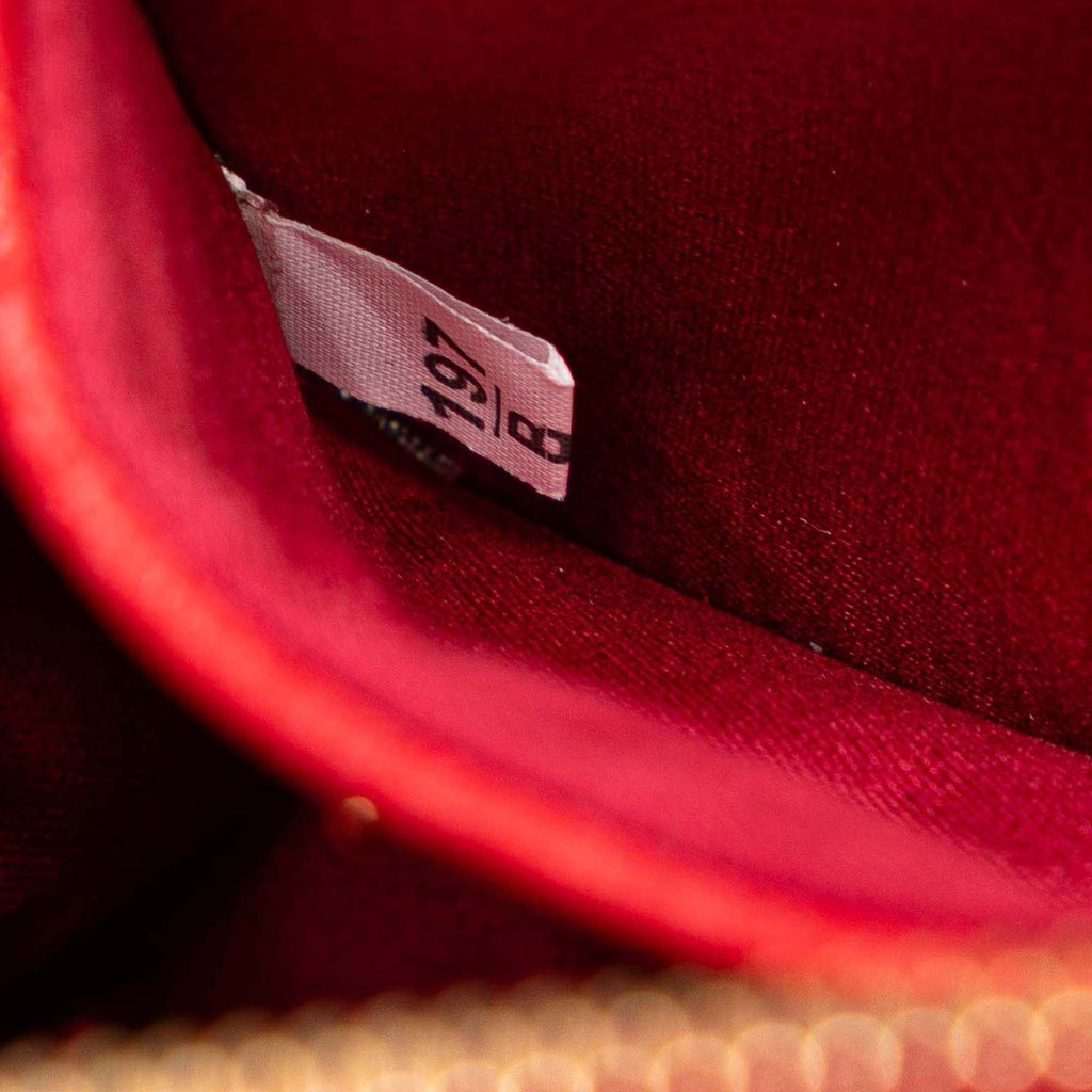 Miu Miu Vitello Shine Bow Wristlet Clutch - Image 10