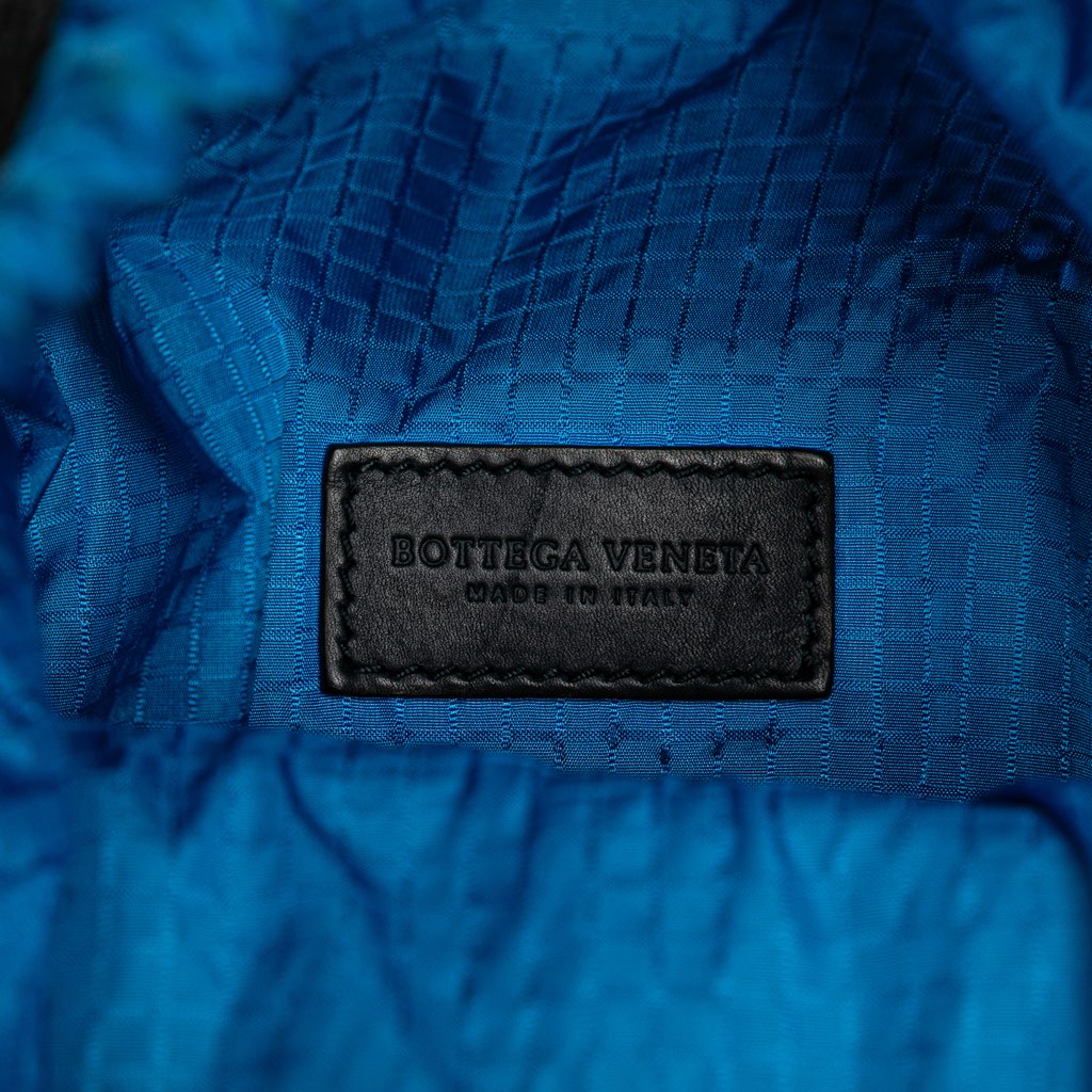 Bottega Veneta Nylon and Mesh Paper Touch Bucket Bag - Detail 1