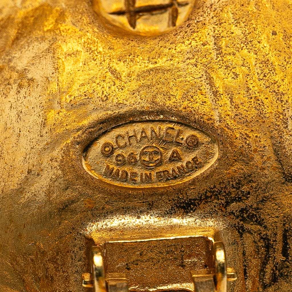 Chanel Gold Plated CC Grapevine Round Clip on Earrings - Image 6