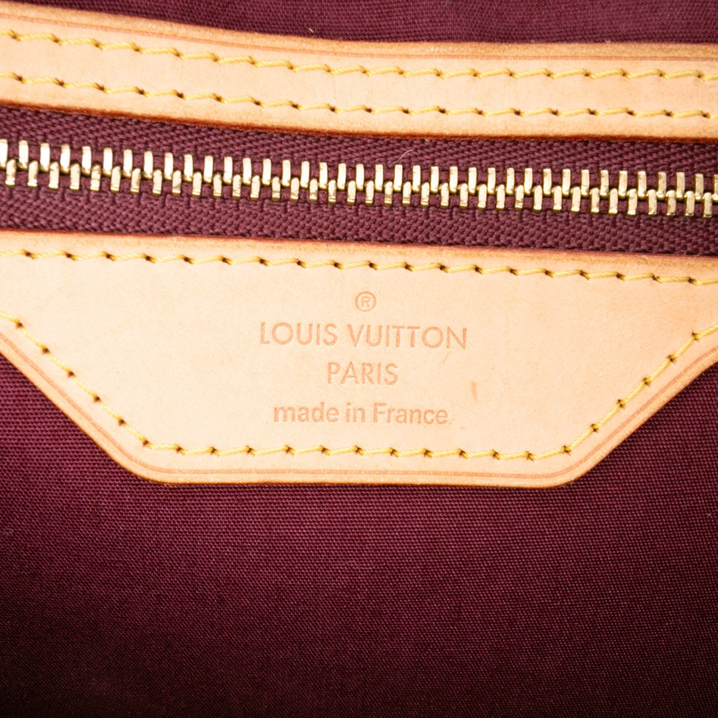 Louis Vuitton Monogram Vernis Brea MM - Side view