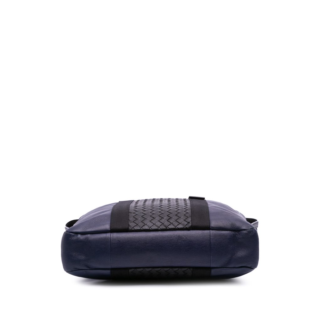 Bottega Veneta Bicolor Leather Intrecciato Tote - Image 6