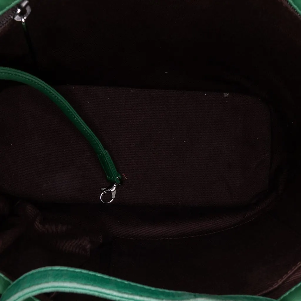 Chanel CC Quilted Lambskin Country Club Tote Green Leather Very good - Model View