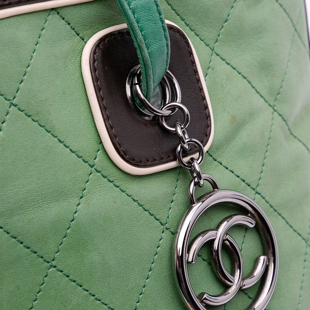 Chanel CC Quilted Lambskin Country Club Tote - Image 10