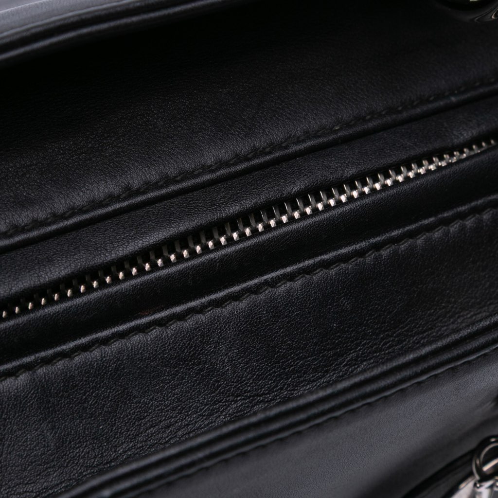 Dior Medium Calfskin Paradise Lady Dior - Detail 1