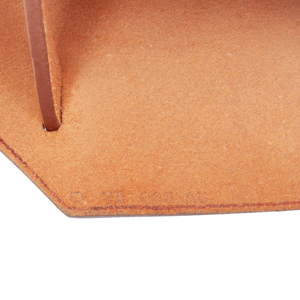 Hermès Toile Herbag Zip 31 - Side view