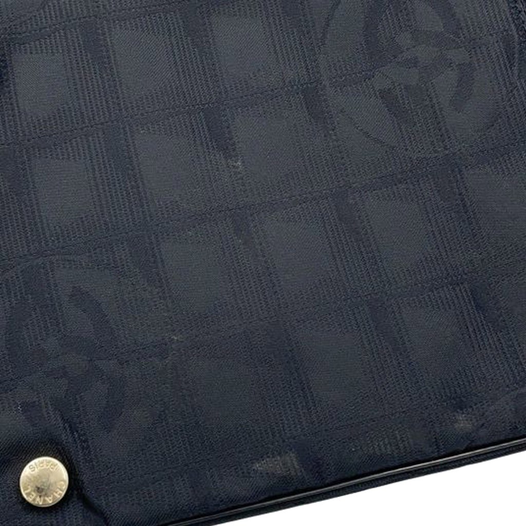 Chanel New Travel Line Nylon Tote - Image 13