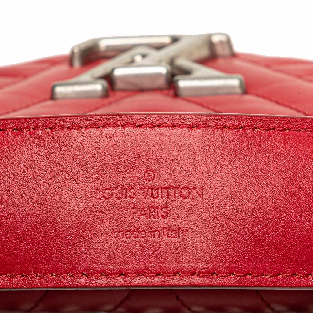 Louis Vuitton New Wave Chain Bag PM - Image 11