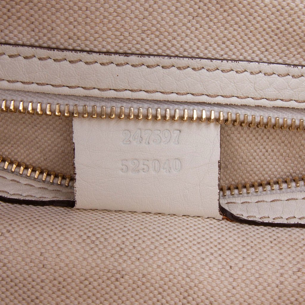 Gucci Medium Pebbled Calfskin Web Heritage Shoulder Bag - Detail 1