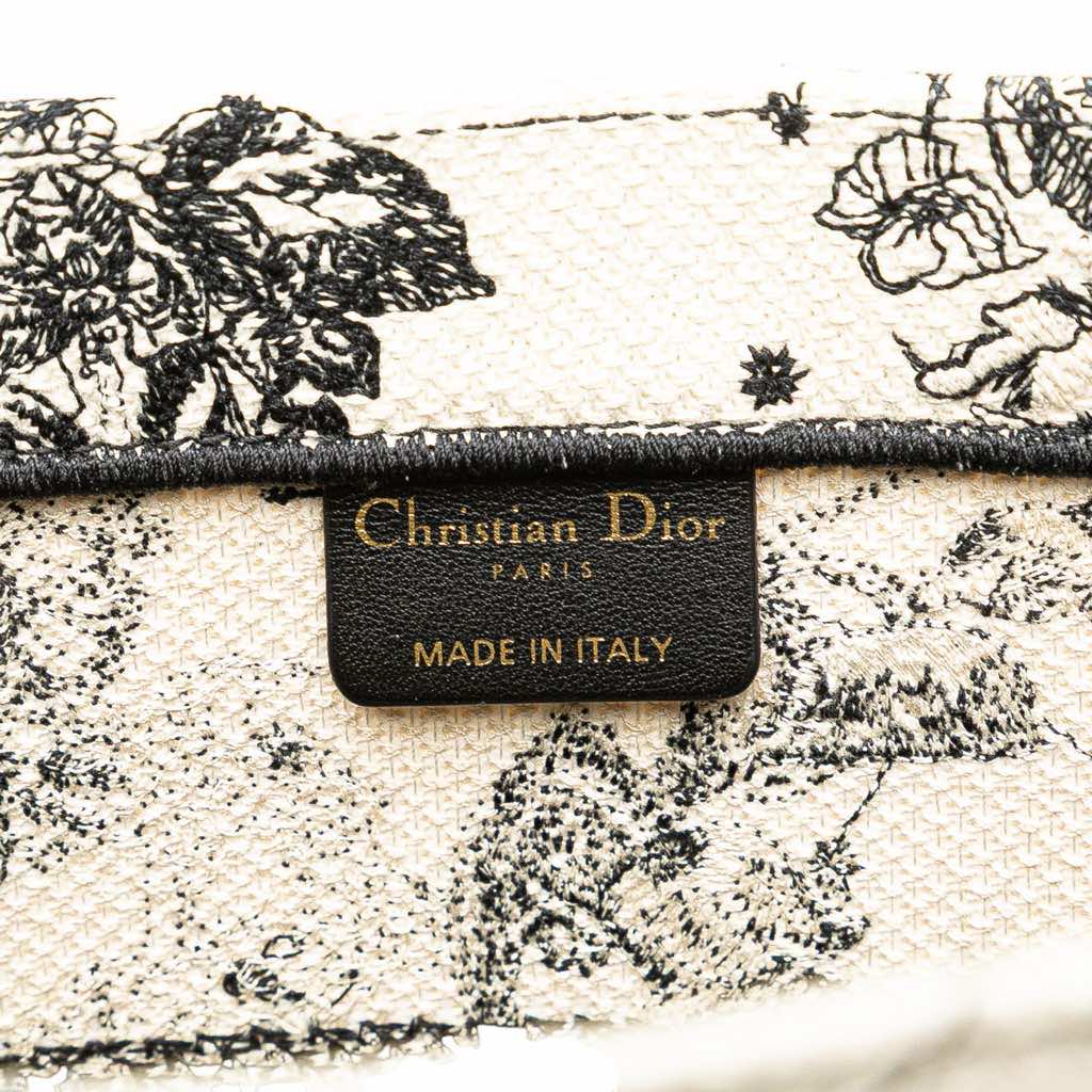 Dior Medium Canvas Embroidered Zodiac Toile De Jouy Book Tote - 5