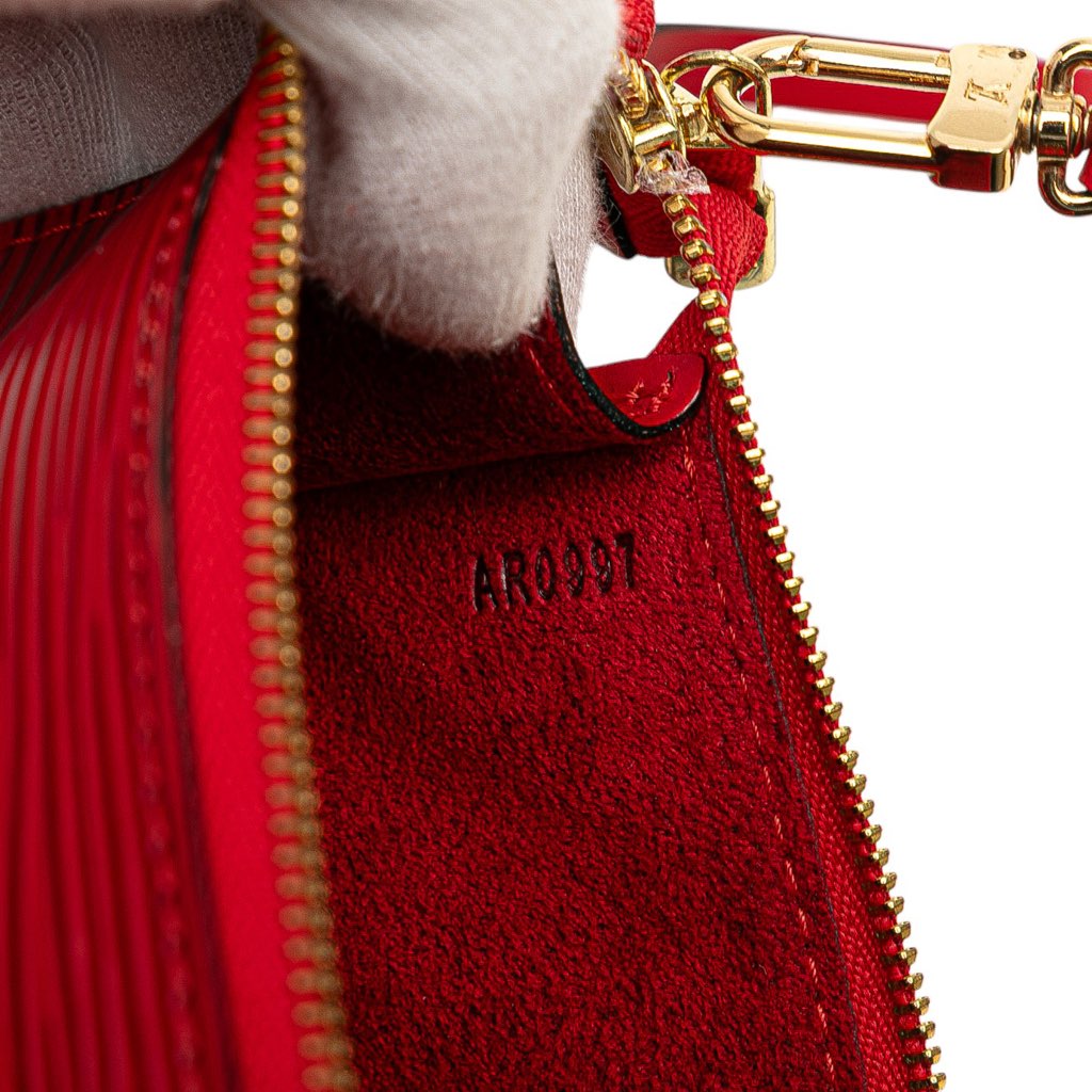 Louis Vuitton Epi Pochette Accessoires - Side view