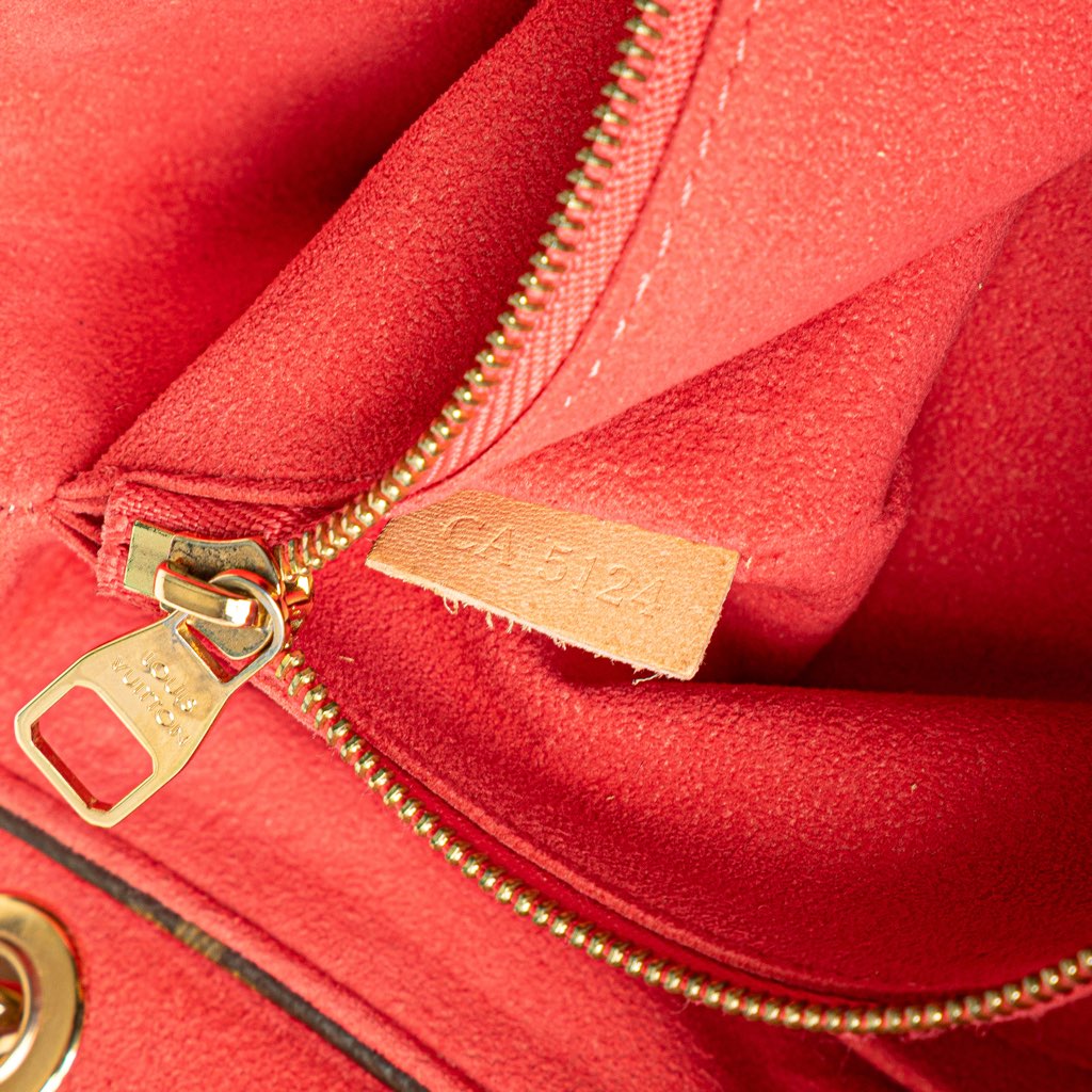 Louis Vuitton Monogram Pallas Chain - Detail 1