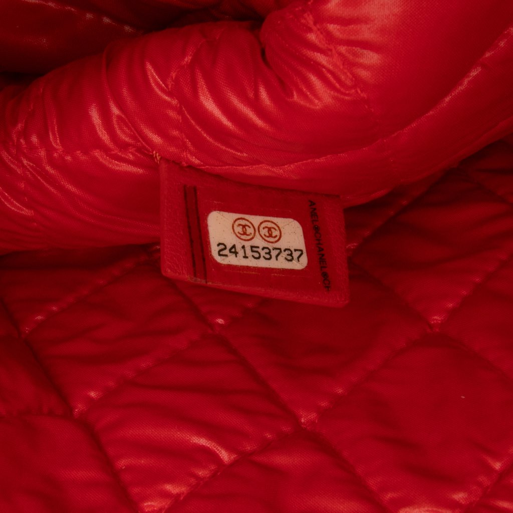 Chanel Medium Quilted Lambskin Data Center O Case Clutch - Detail 1