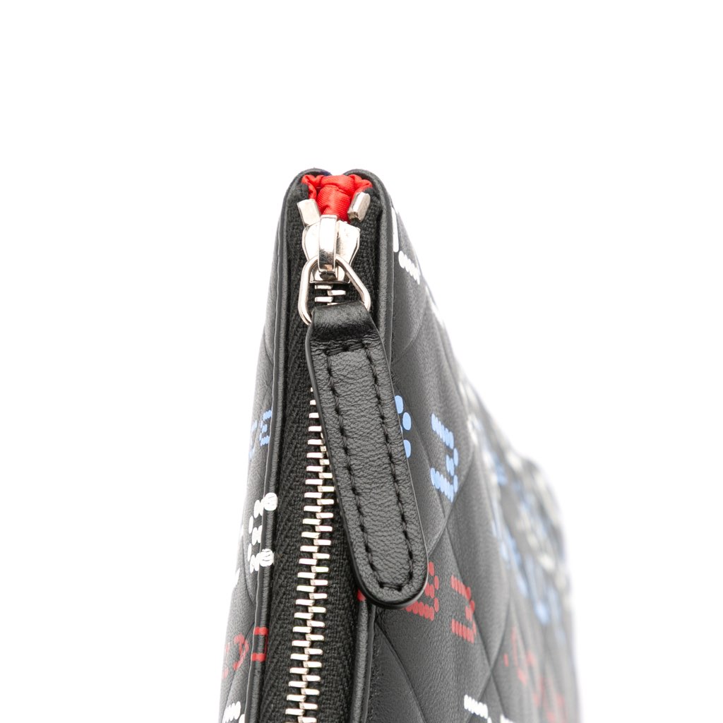 Chanel Medium Quilted Lambskin Data Center O Case Clutch - Detail 2