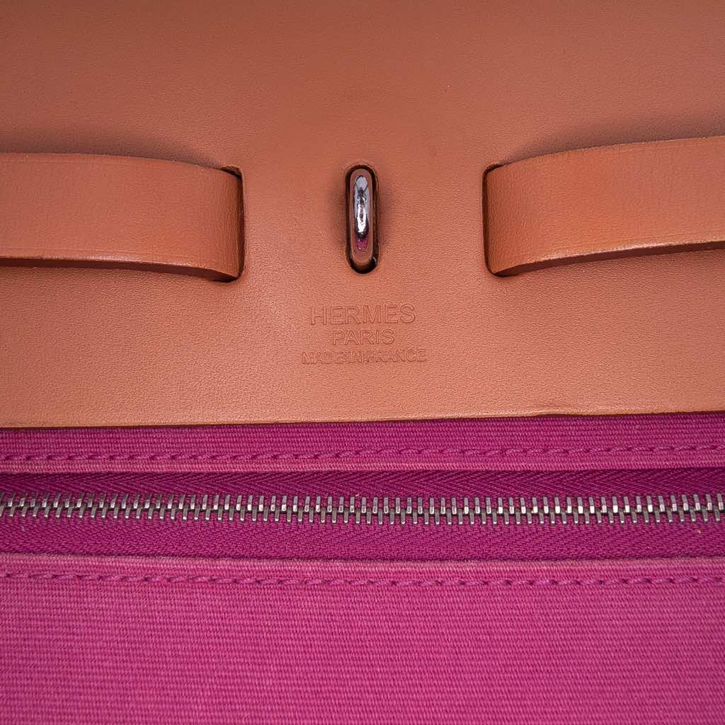 Hermès Toile Herbag Zip 31 - Side view