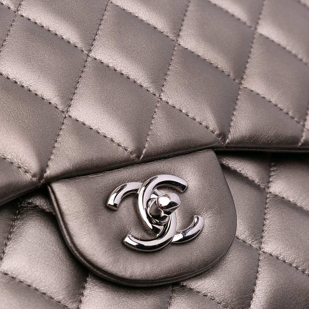 Chanel Jumbo Classic Lambskin Double Flap - Image 12