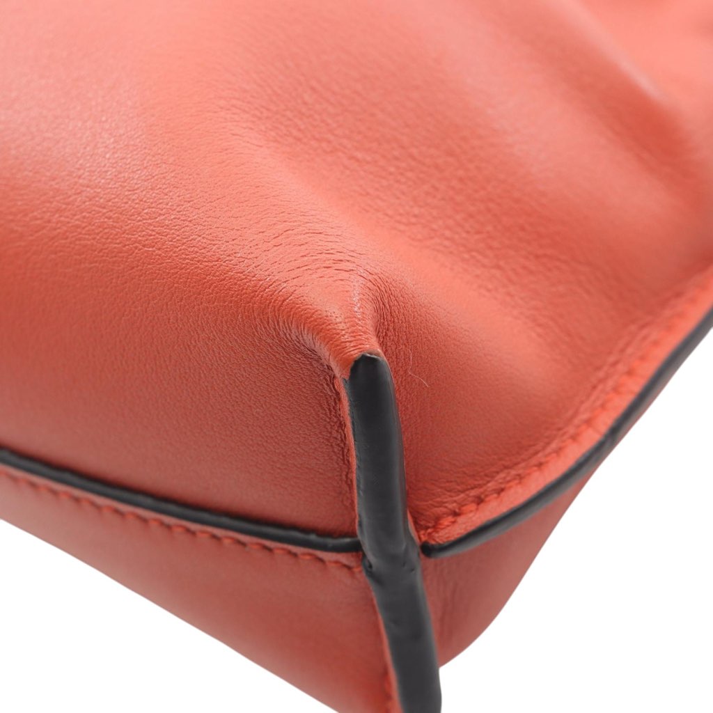 Loewe Nano Leather Flamenco Knot Chain Crossbody - Detail 2
