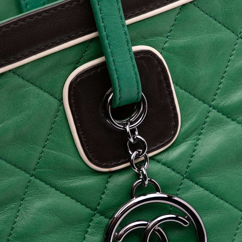 Chanel Large Quilted Lambskin Country Club Tote - Image 11