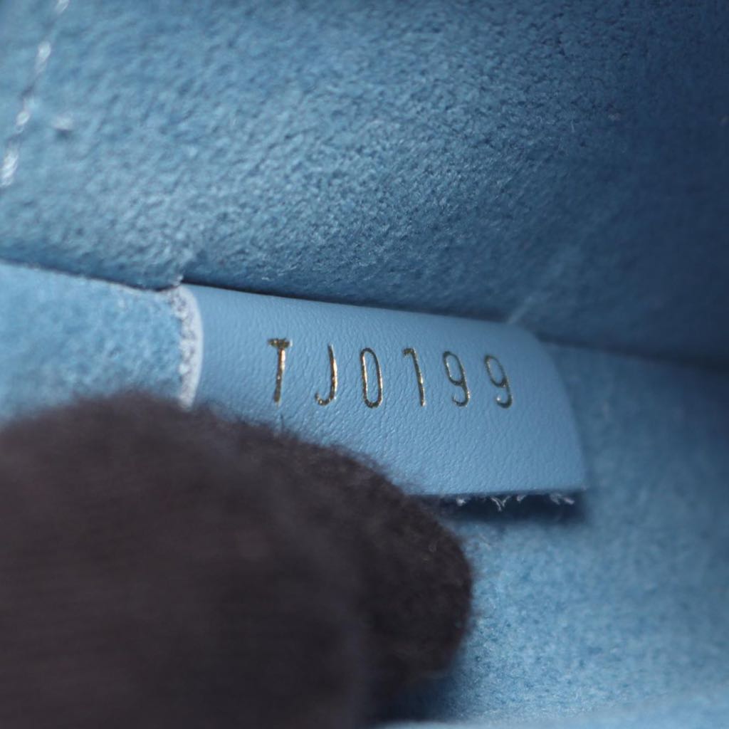 Louis Vuitton Embroidered Monogram Denim New Wave Zipped Pochette - 5