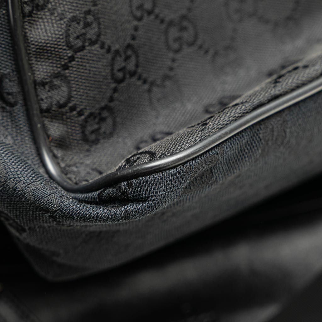 Gucci GG Canvas Crossbody - Detail 2