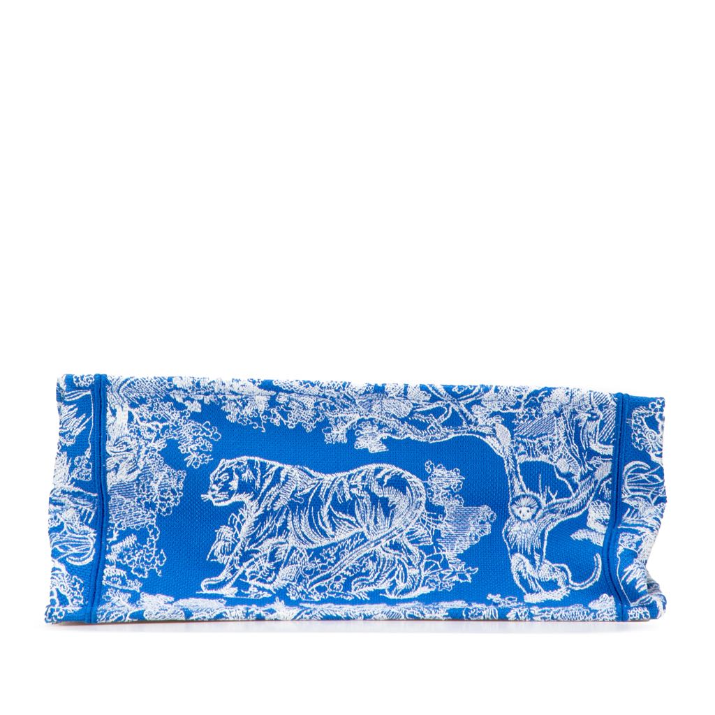 Dior Medium Canvas Embroidered Dioriviera Toile De Jouy Book Tote - 3