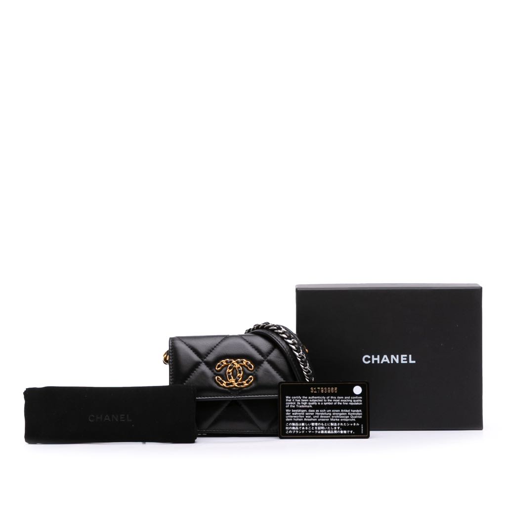 Chanel Lambskin 19 Flap Coin Purse With Chain - Image 13