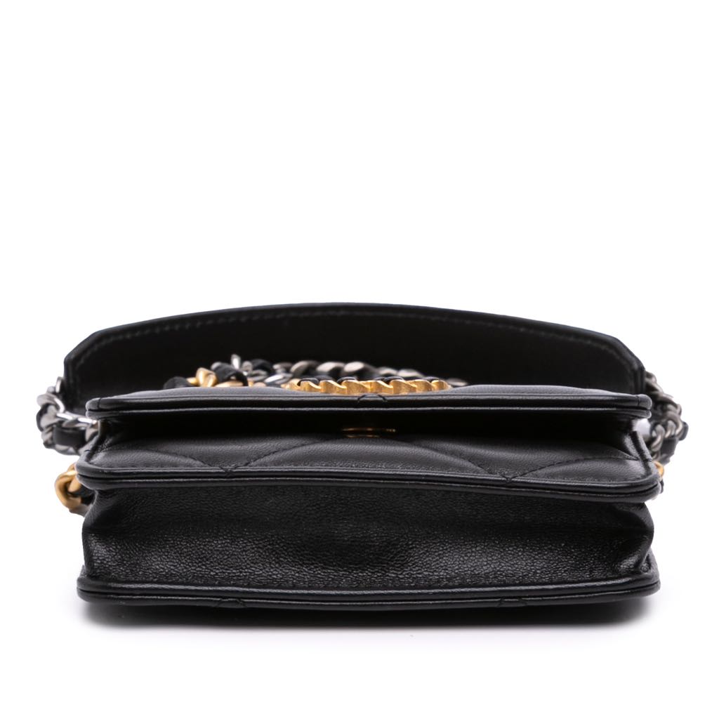 Chanel Lambskin 19 Flap Coin Purse With Chain - Image 6