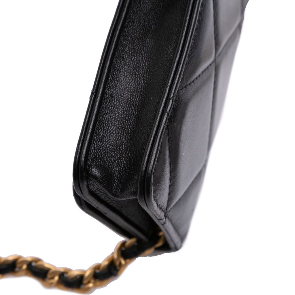 Chanel Lambskin 19 Flap Coin Purse With Chain - Image 10