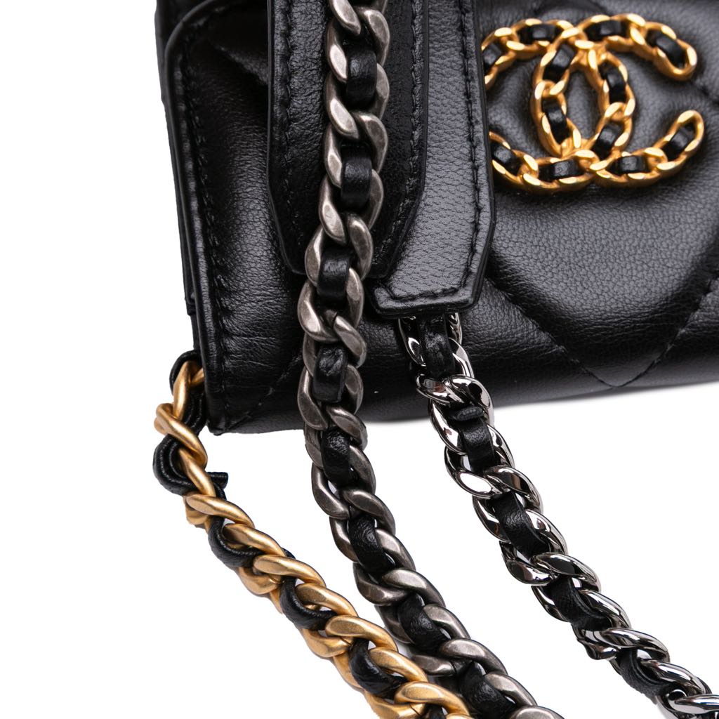 Chanel Lambskin 19 Flap Coin Purse With Chain - Image 11