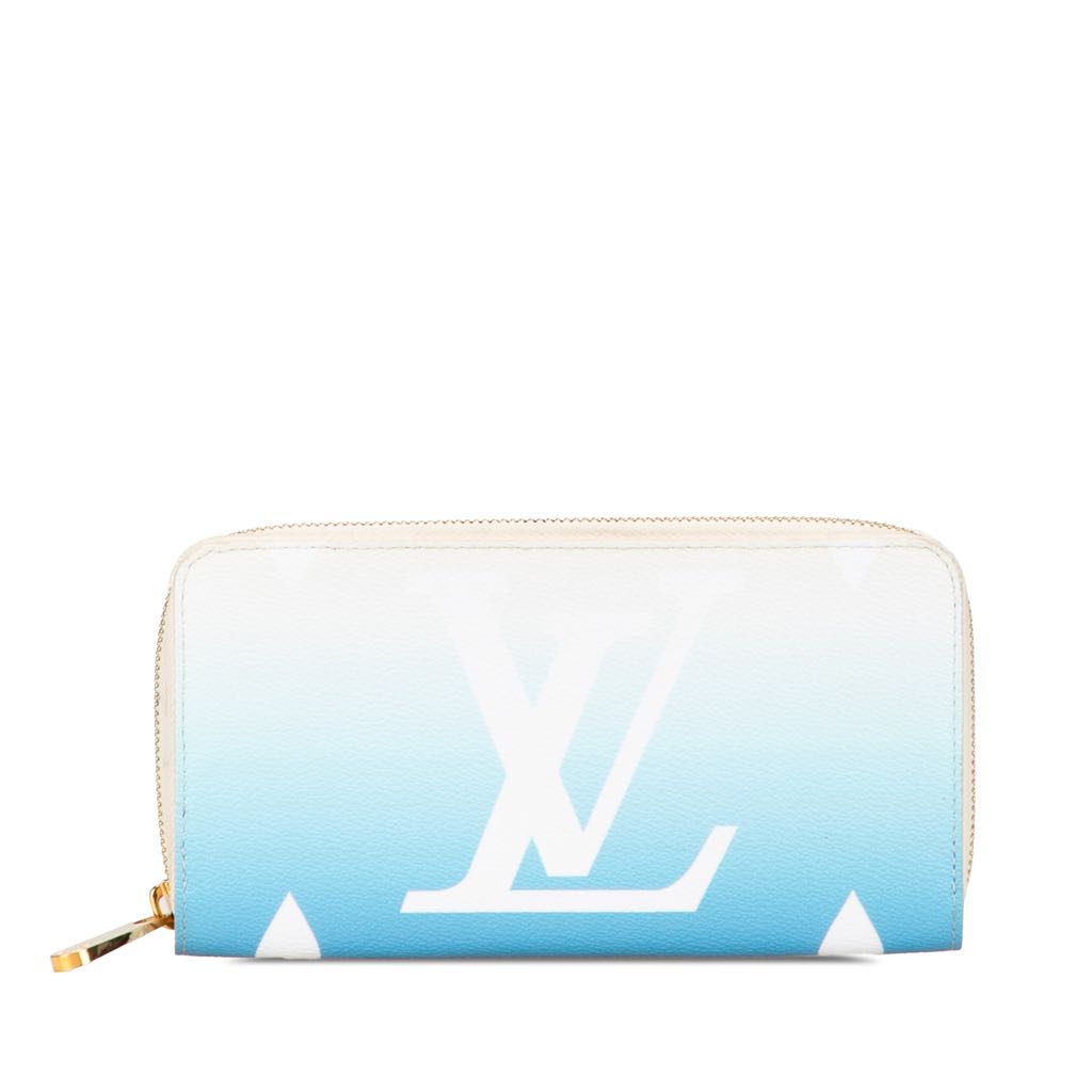 Louis Vuitton Monogram Giant By The Pool Zippy Wallet
