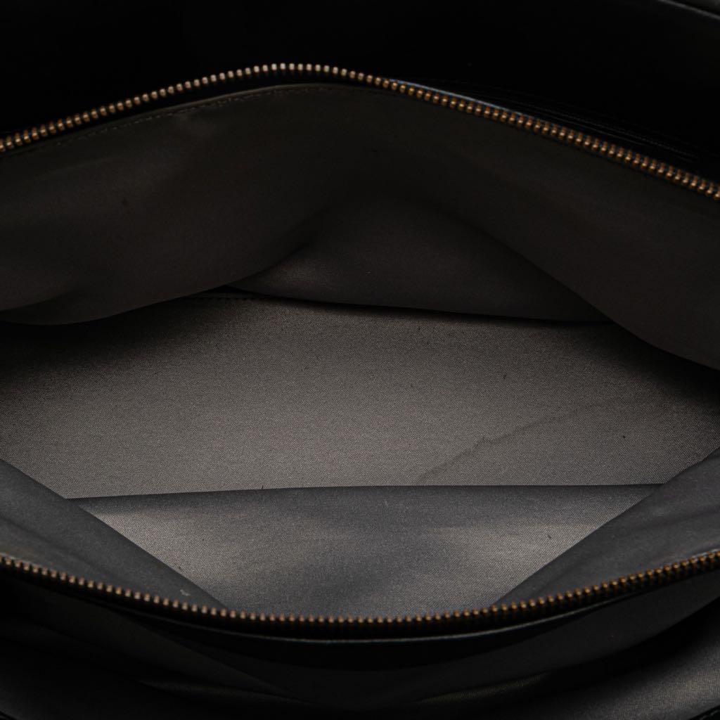 Chanel Quilted Calfskin Stitch Triptych Shoulder Bag - 4