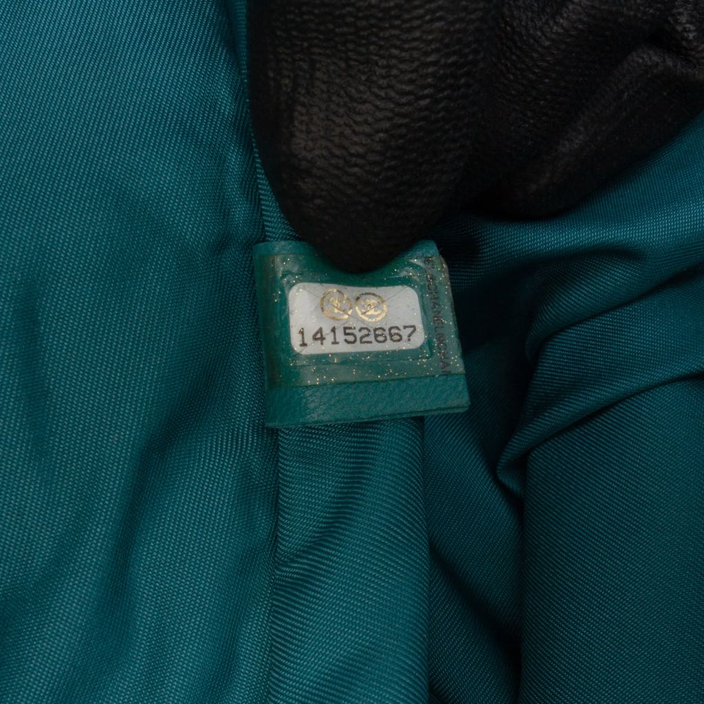 Chanel CC Quilted Nylon Graffiti Watercolour Shopping Tote - Detail 2