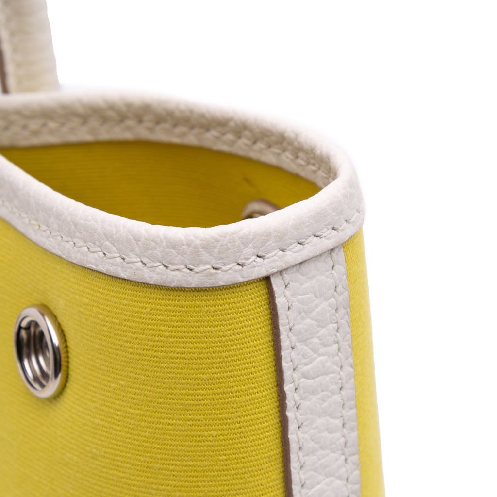 Hermès Toile and Negonda Garden File 28 - Image 11