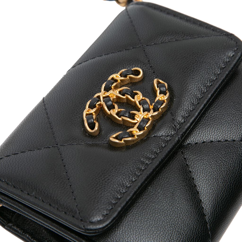 Chanel Lambskin 19 Flap Coin Purse With Chain - Detail 2