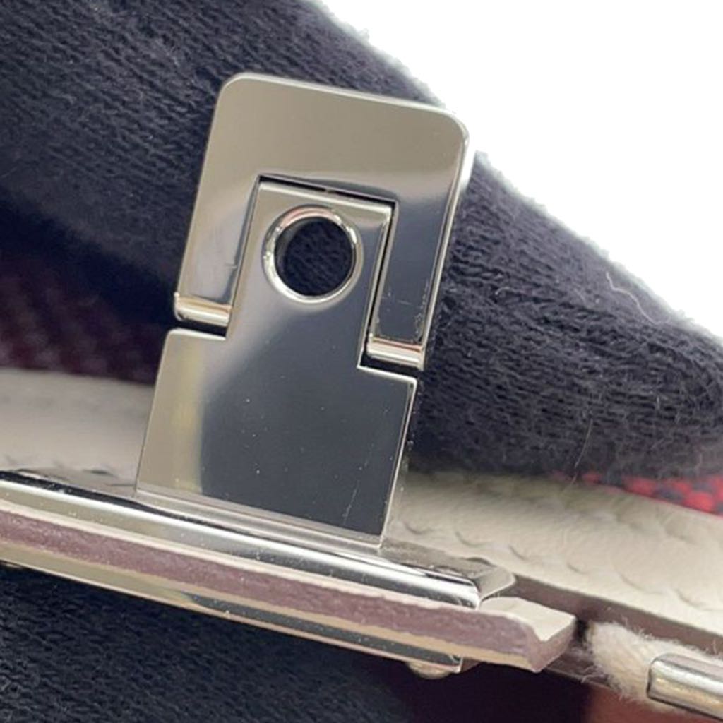 Hermès Mini Toile and Swift Victoria III Fourre Tout - Detail 1