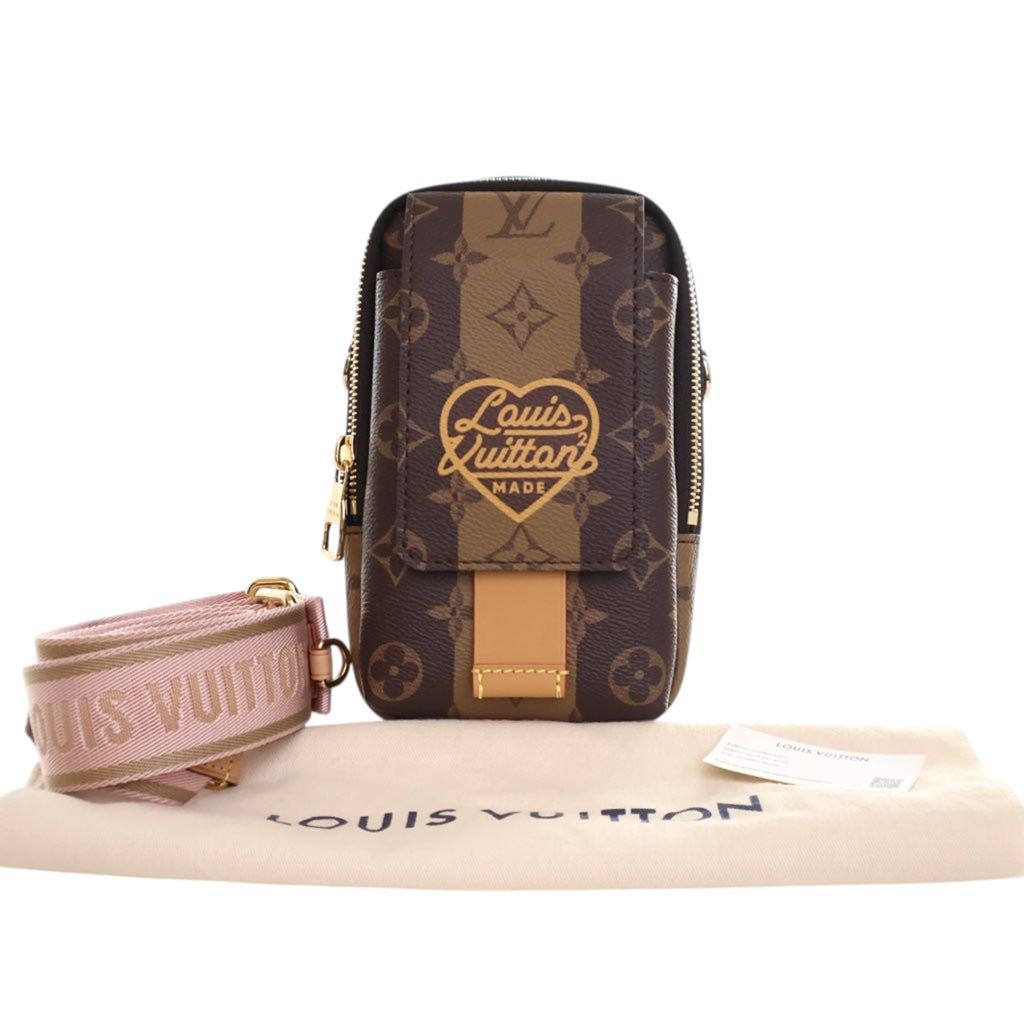 Louis Vuitton Nigo Monogram Reverse Double Phone Pouch - Image 15