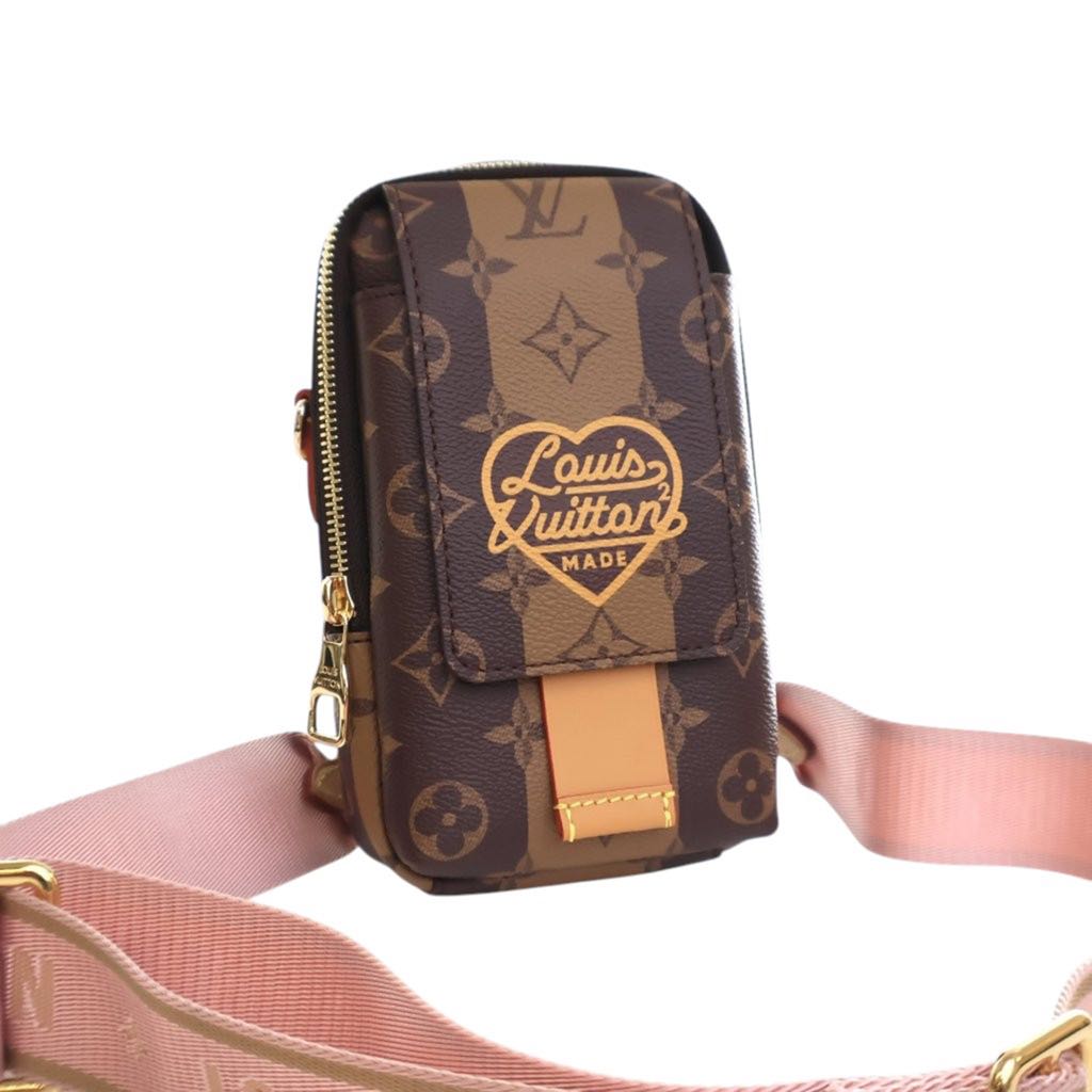 Louis Vuitton Nigo Monogram Reverse Double Phone Pouch - Image 6