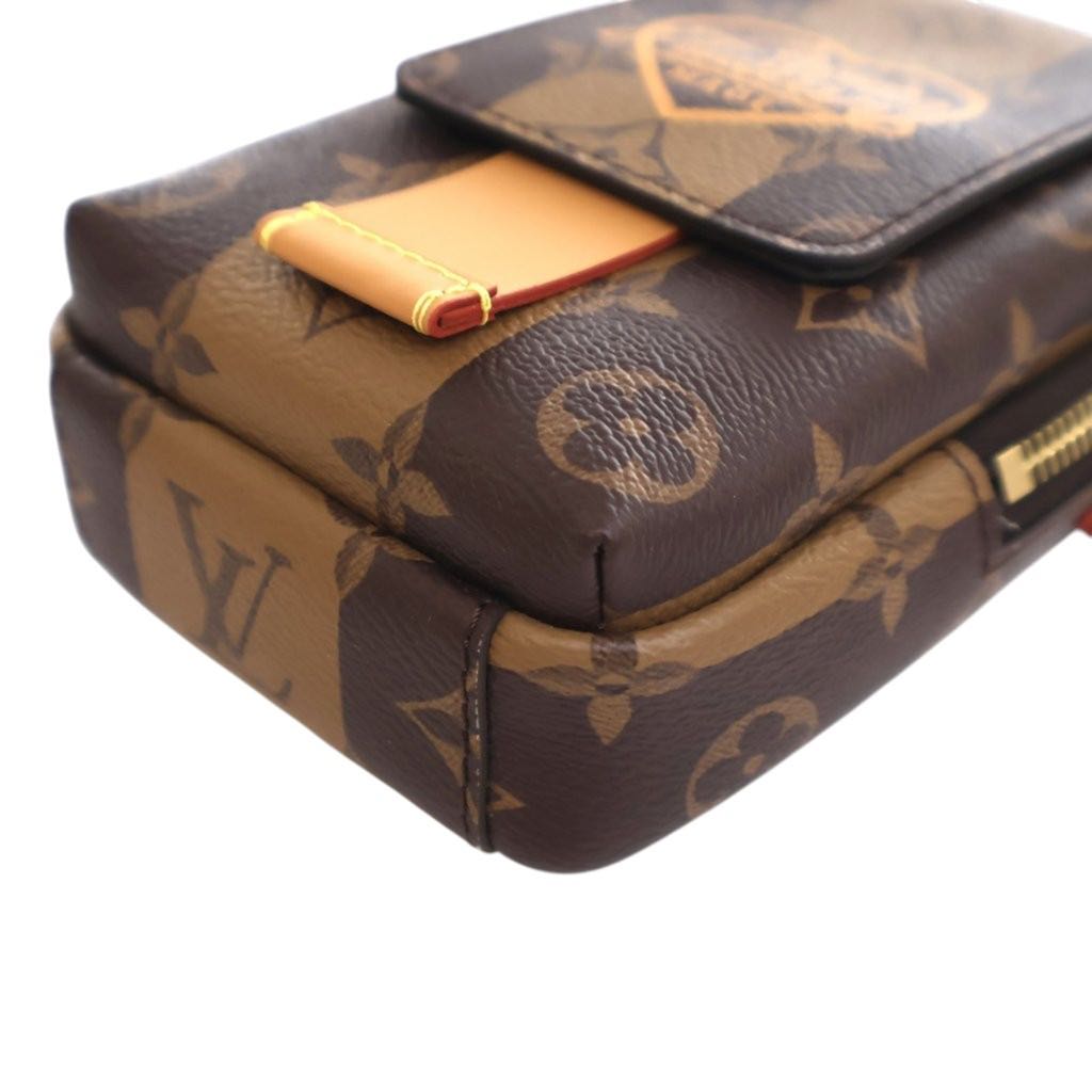 Louis Vuitton Nigo Monogram Reverse Double Phone Pouch - Image 10