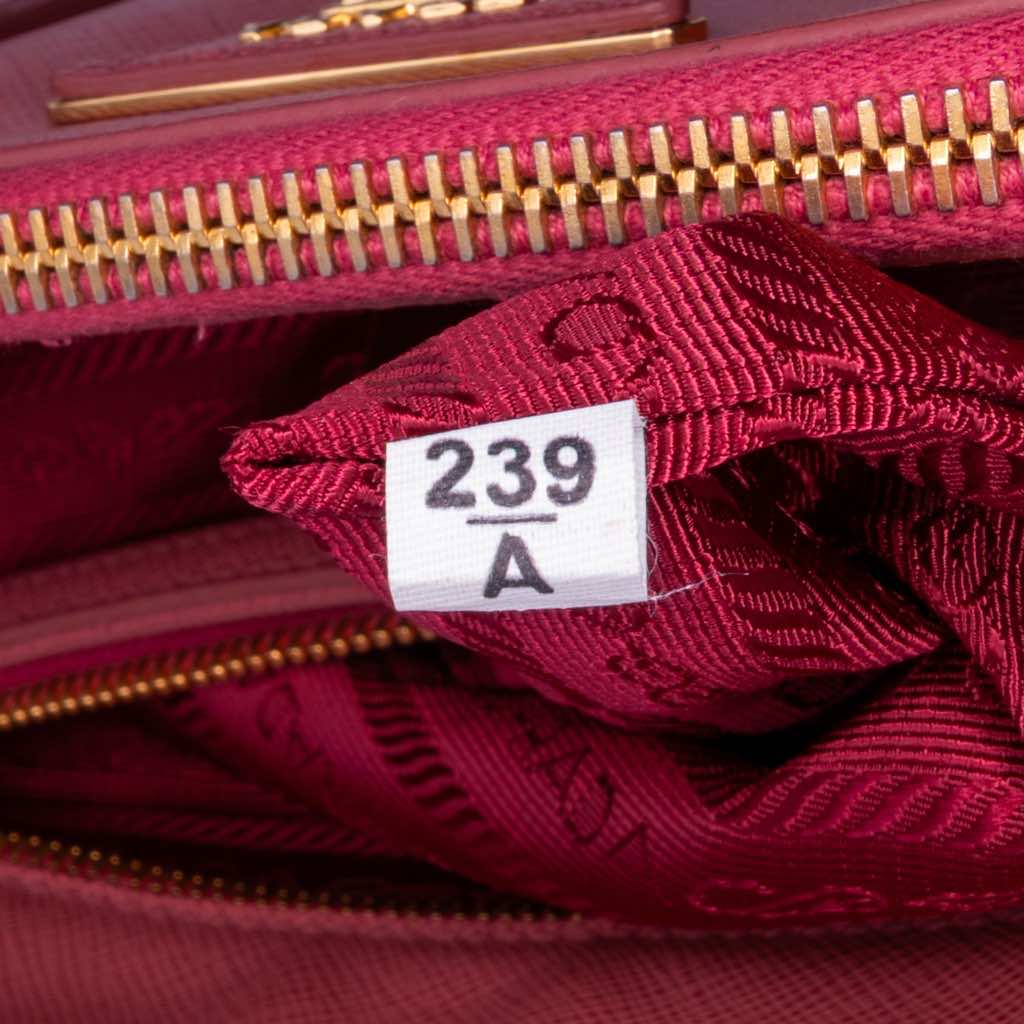 Prada Medium Saffiano Lux Galleria Double Zip Tote - Detail 1