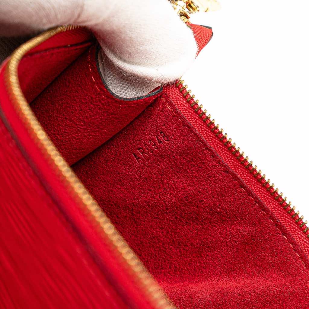 Louis Vuitton Epi Pochette Accessoires - 5