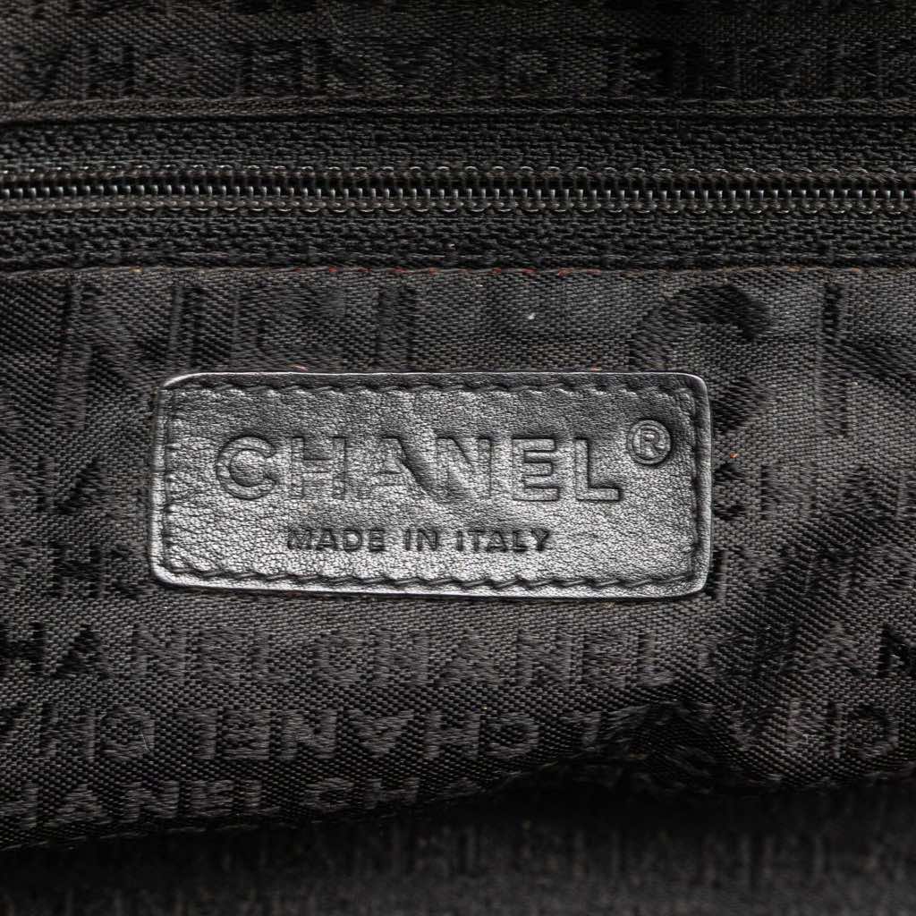 Chanel CC Choco Bar Caviar Stitched Boston - 5