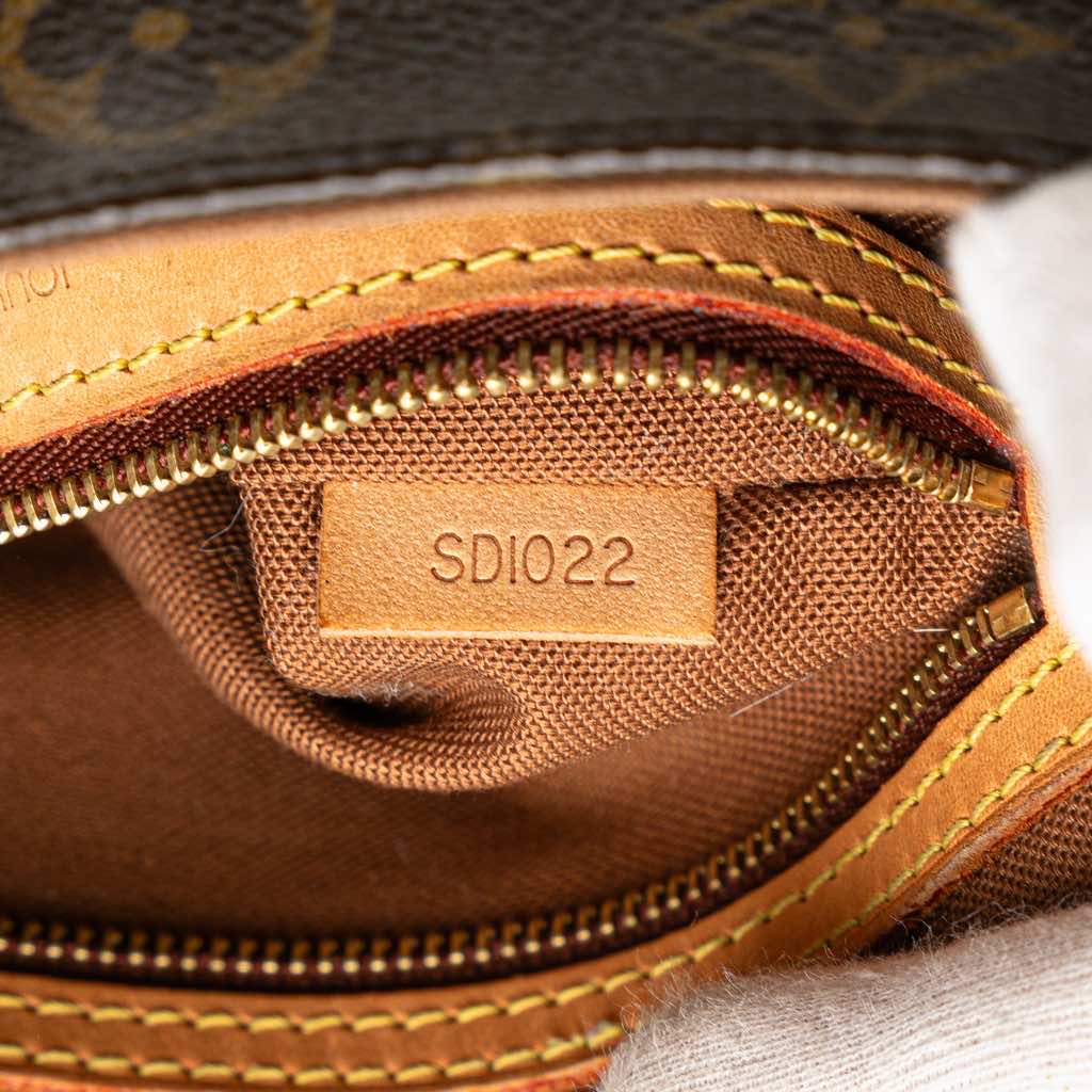 Louis Vuitton Monogram Mini Looping - Detail 1
