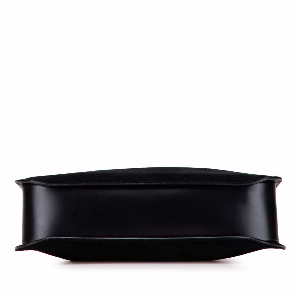 Gucci Suede Shoulder Bag - 3