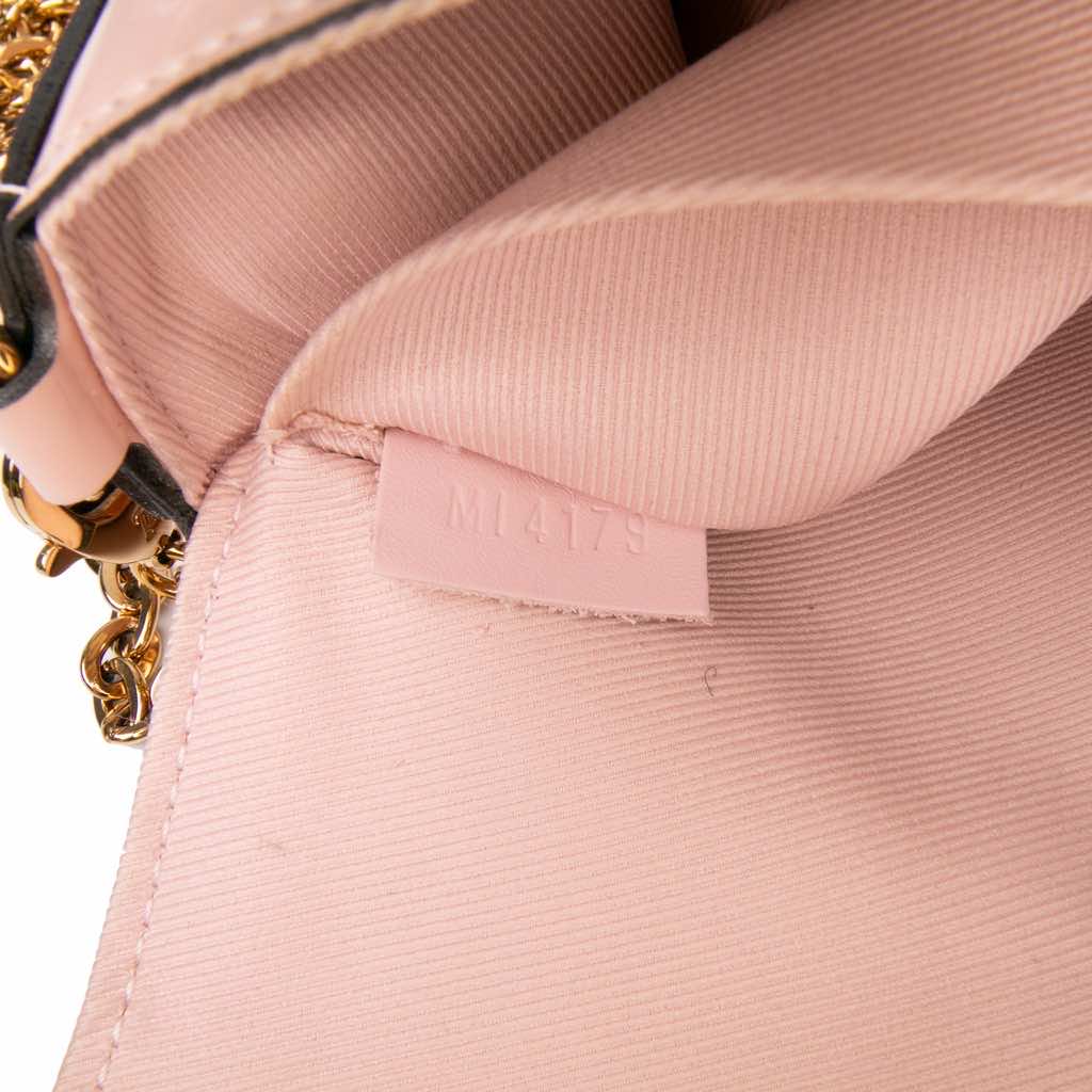 Louis Vuitton Monogram Vernis Pochette Felicie - Detail 2