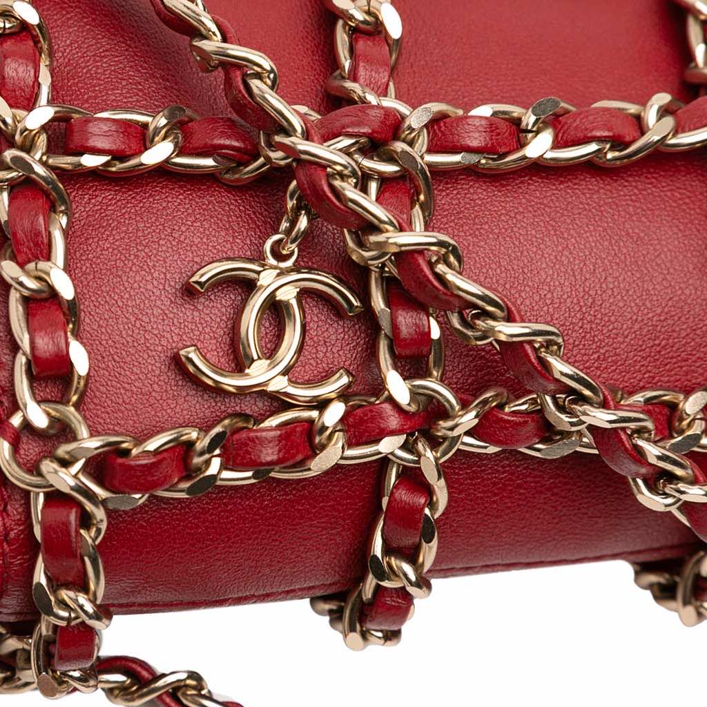 Chanel Lambskin Tech Me Out Clutch With Chain - Detail 2