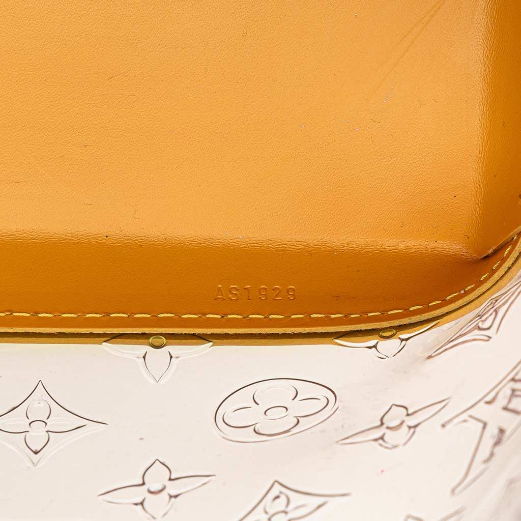 Louis Vuitton Limited Edition Brazil 500th Anniversary Monogram Vinyl Clear Cabas - Detail 1